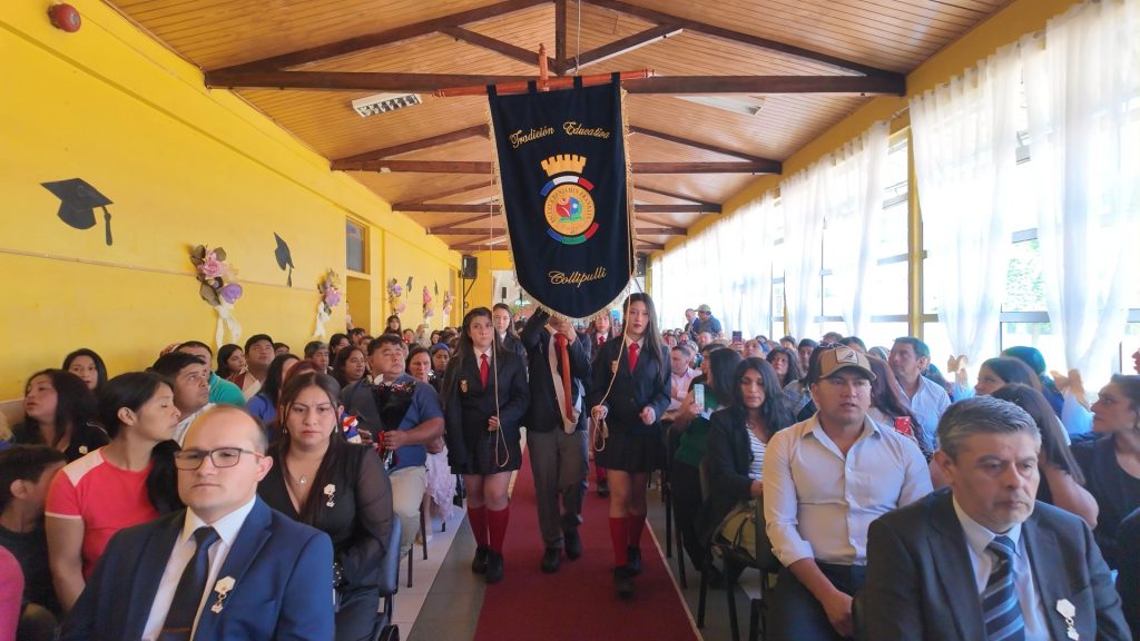Escuela Benjamín Franklin de Collipulli realizó emotiva ceremonia de licenciatura de octavos básicos