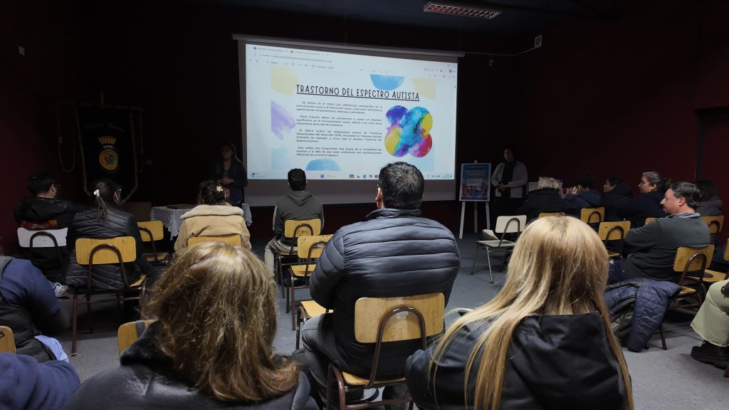 Capacitación fortalece la inclusión escolar mediante el uso de ayudas técnicas en Collipulli