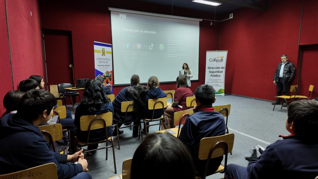 Escuela Benjamín Franklin realizó charla preventiva sobre ciberbullying junto a la PDI